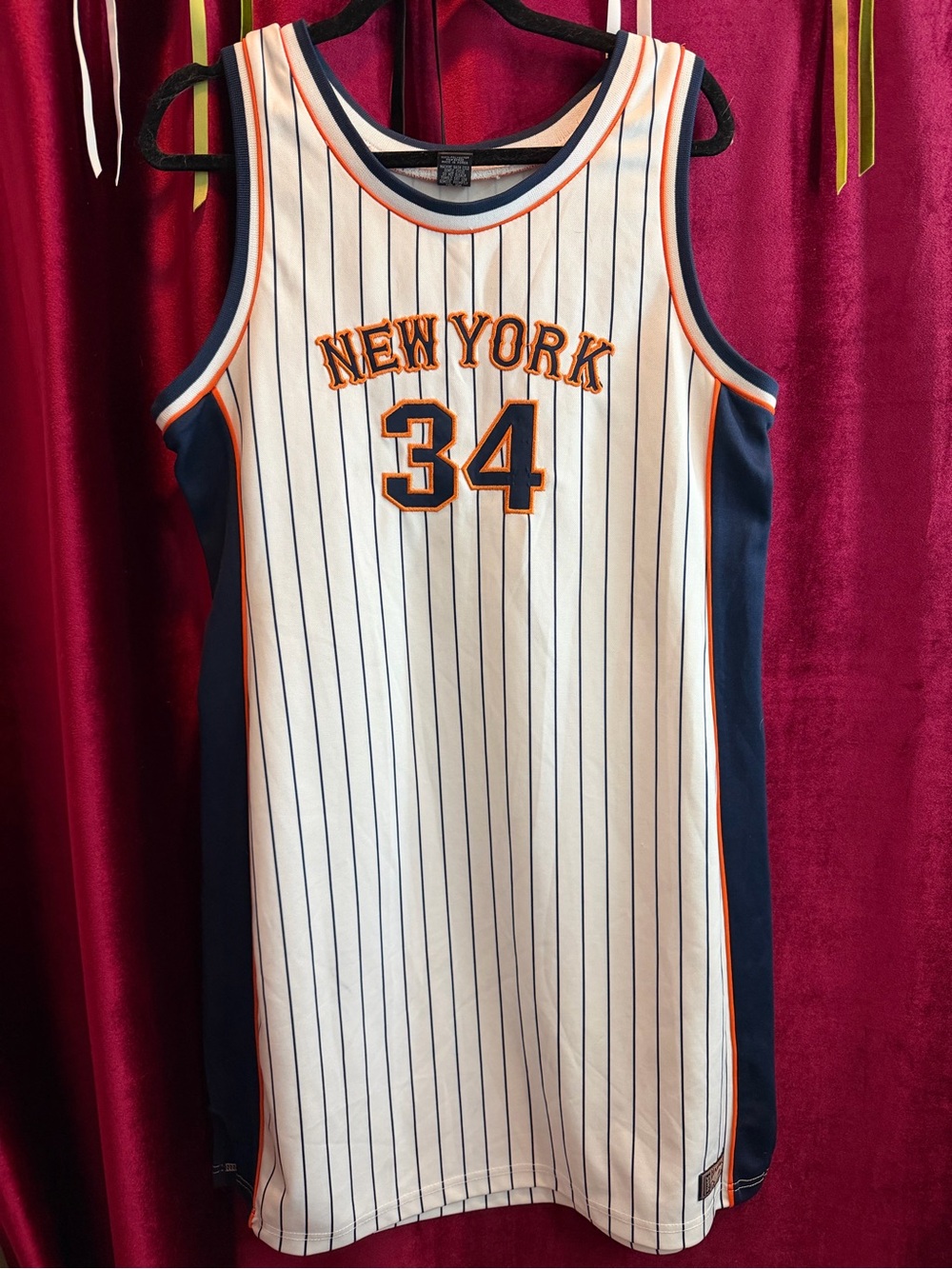 90s NEW YORK KNICKS VINTAGE 34 Pinstripe Basketball Jersey: White & Navy/Orange